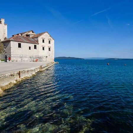 Suncica Apartments Kaštela 外观 照片