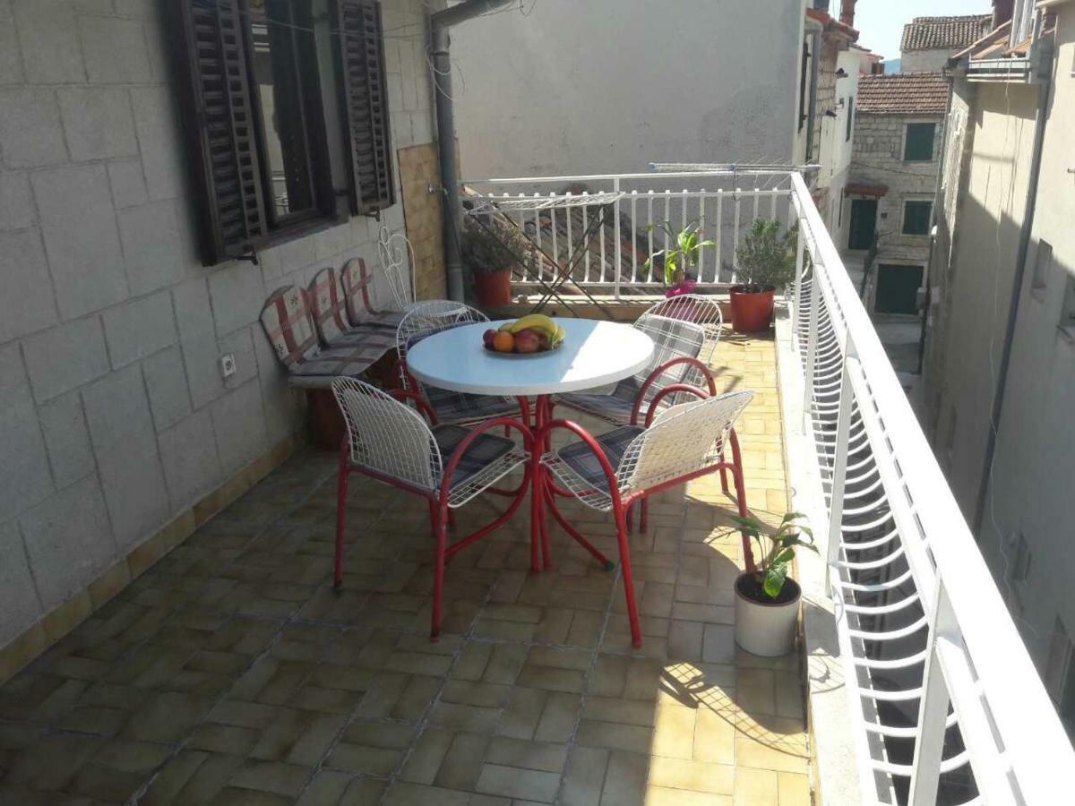 Suncica Apartments Kaštela 外观 照片