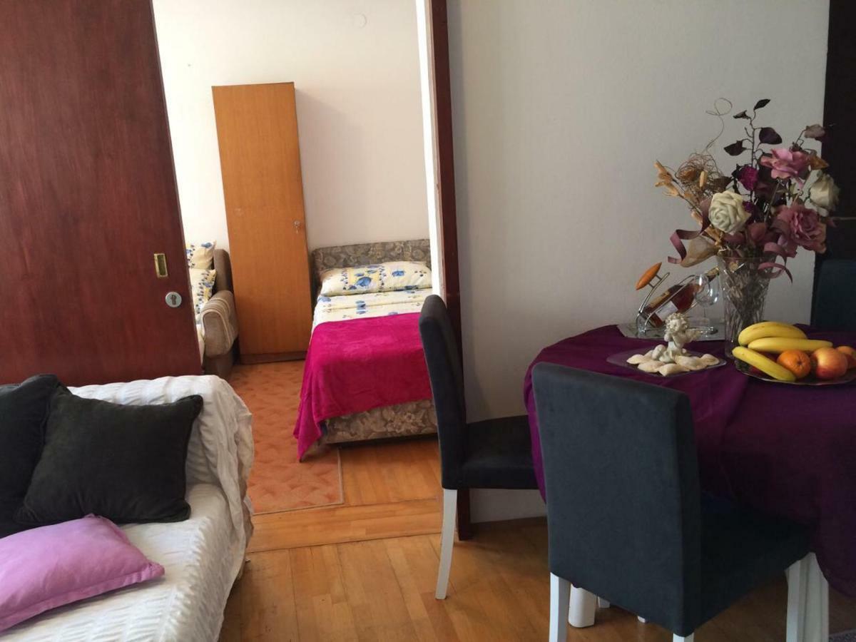 Suncica Apartments Kaštela 外观 照片