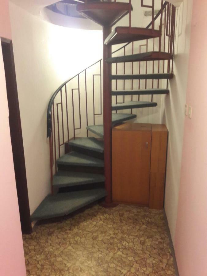 Suncica Apartments Kaštela 外观 照片