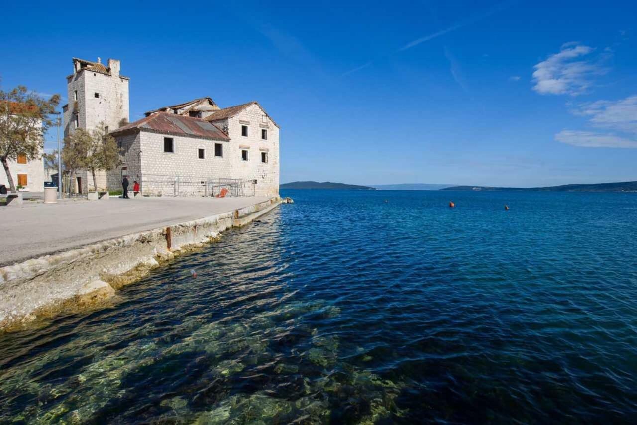 Suncica Apartments Kaštela 外观 照片